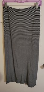 Old navy maxi skirt nwt striped